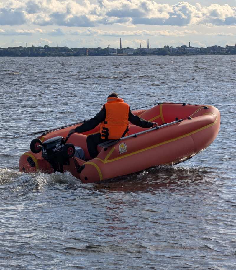 Narwall Lite 330 <br> Суперлёгкая надувная ПВХ лодка катамаранного типа (3.3 м) — изображение 9