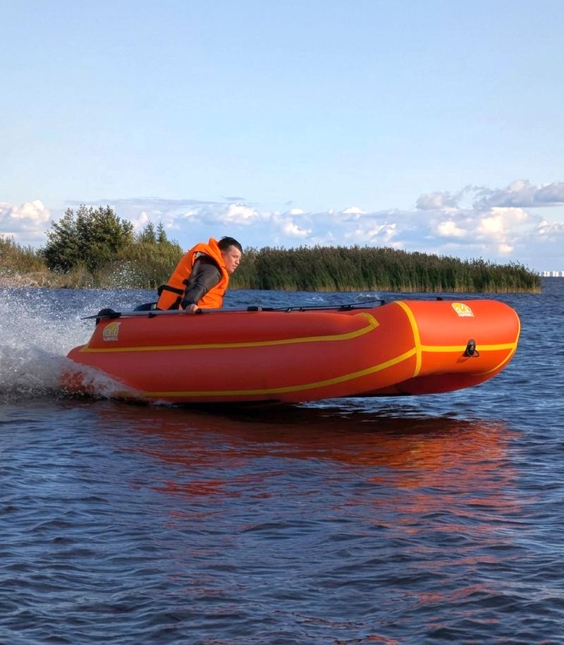 Narwall Lite 330 <br> Суперлёгкая надувная ПВХ лодка катамаранного типа (3.3 м)